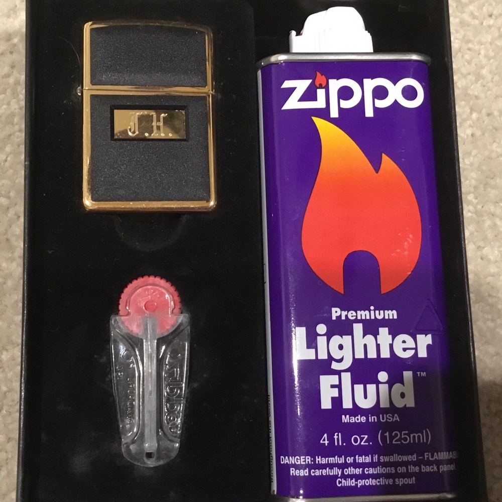 Lighter gift set. Zippo windproof Brass/leather. Vintage. New.